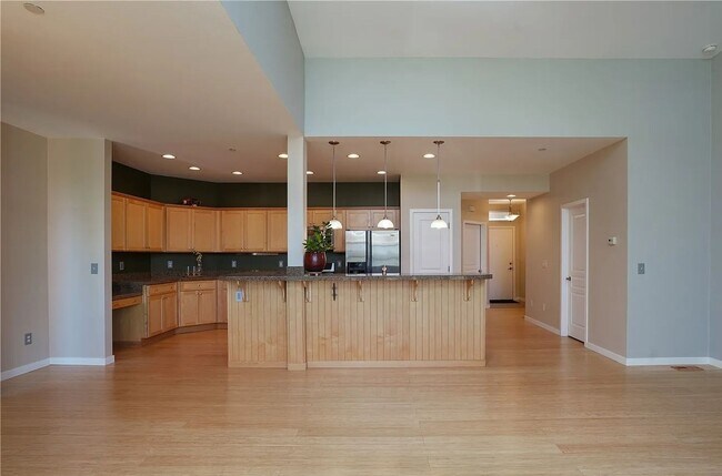 Building Photo - 2357 Yakima Ct