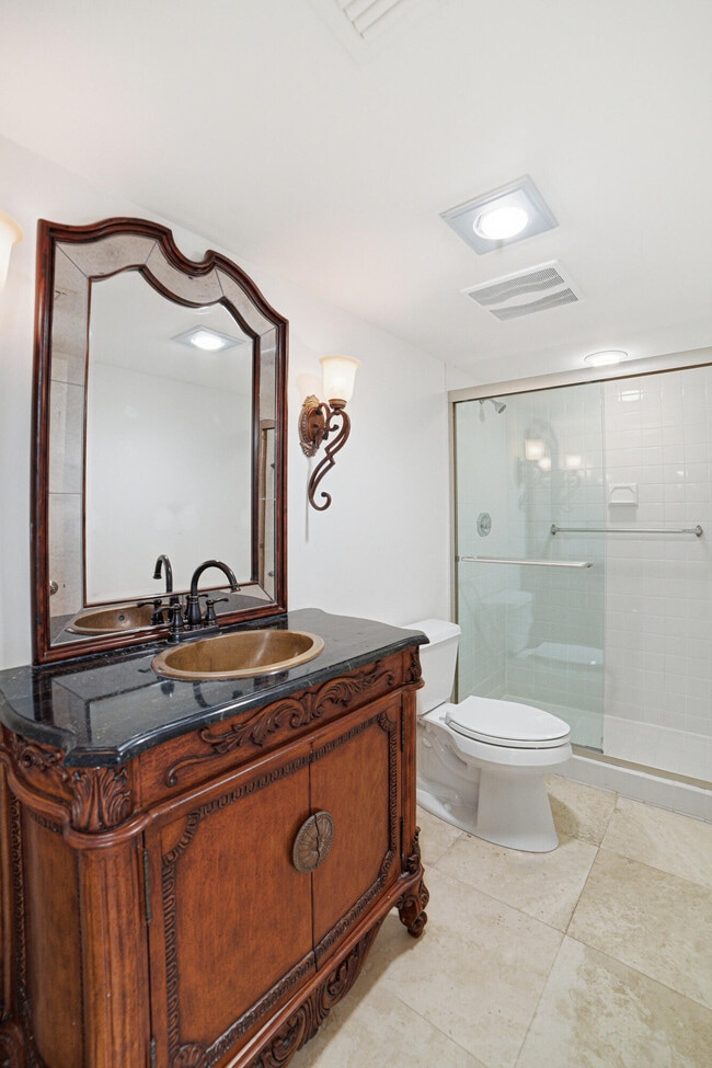 Building Photo - 4740 S Ocean Blvd