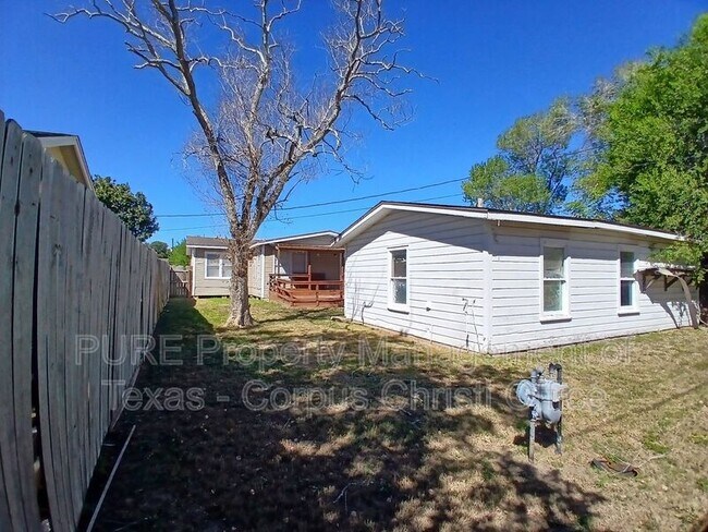 Building Photo - 4906 Kasper St