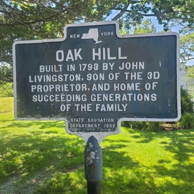 Building Photo - 182 Oak Hill Rd
