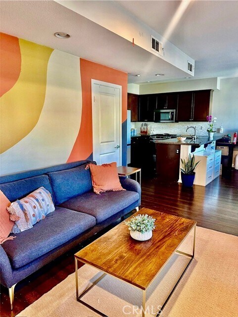 Building Photo - 5450 Strand