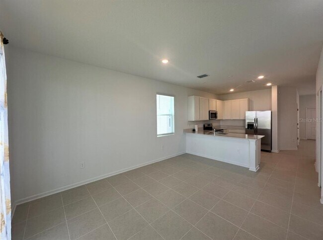 Building Photo - 6041 Zen Wy