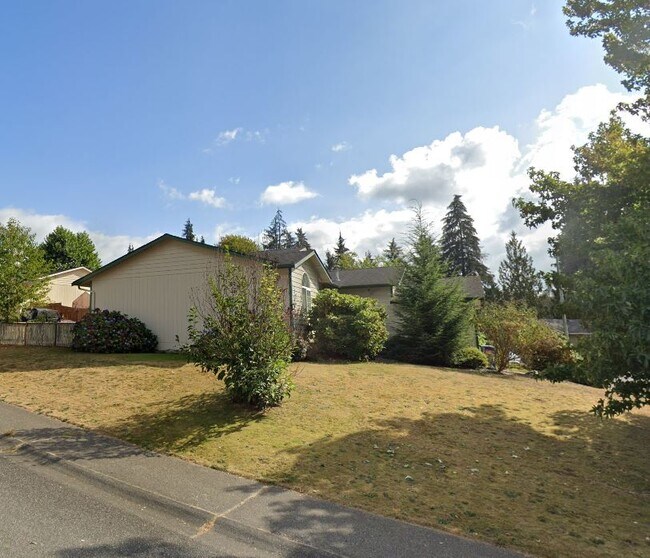 Building Photo - 211 Noble Way