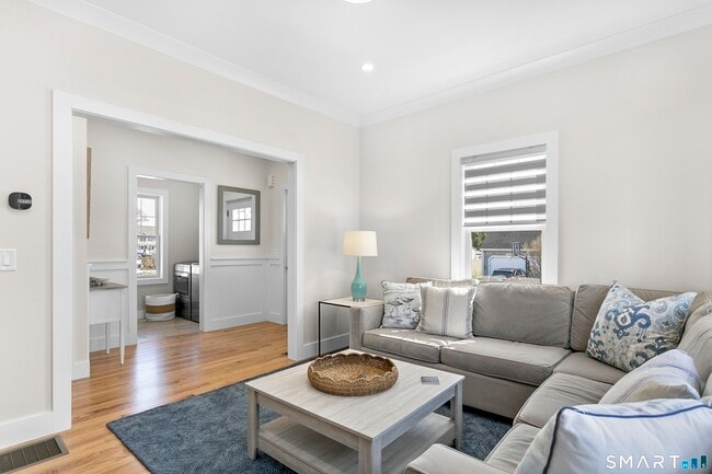 Building Photo - 12 Sandy Way