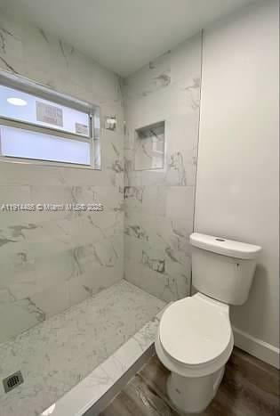 Building Photo - 2441 SW 124th Ave