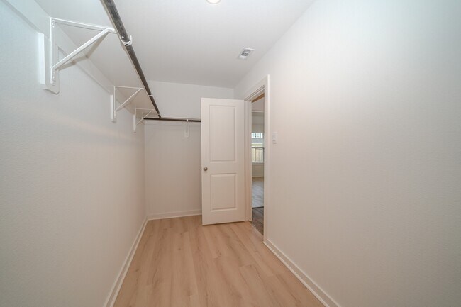 Building Photo - 4526 Waving Willow Wy