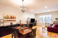 Building Photo - 6020 S Seabluff Dr