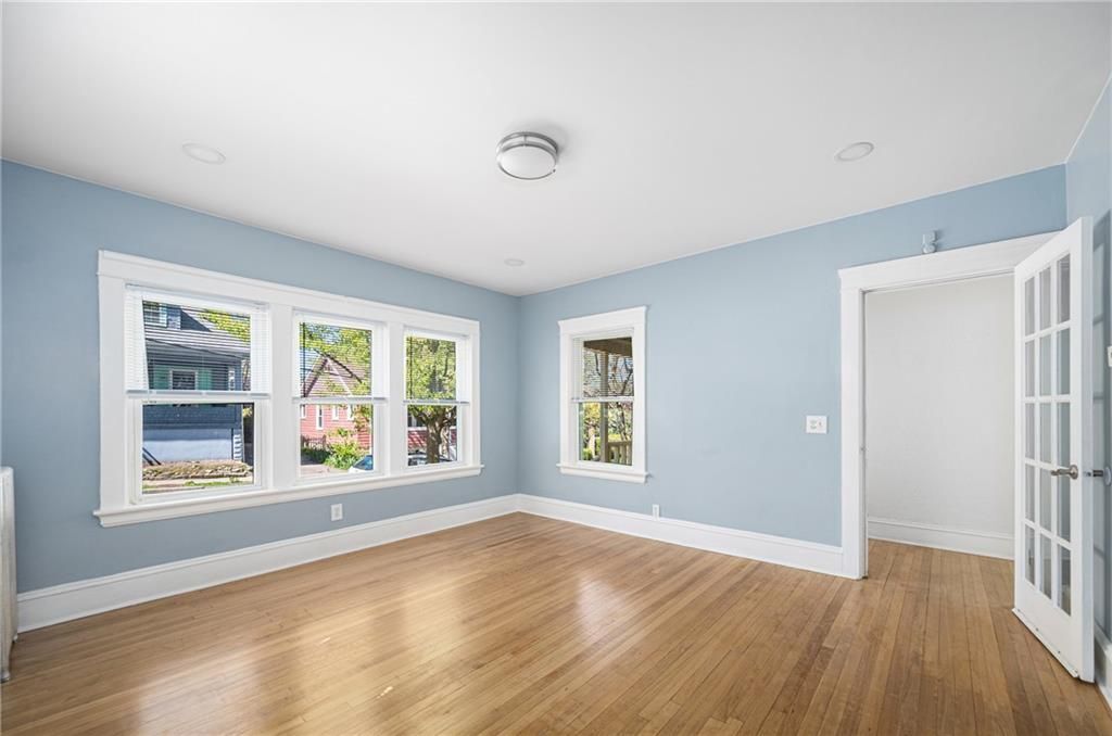 Building Photo - 97 11th St