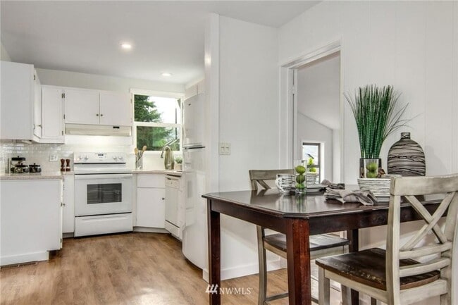 Building Photo - 8050 27th Ave NW