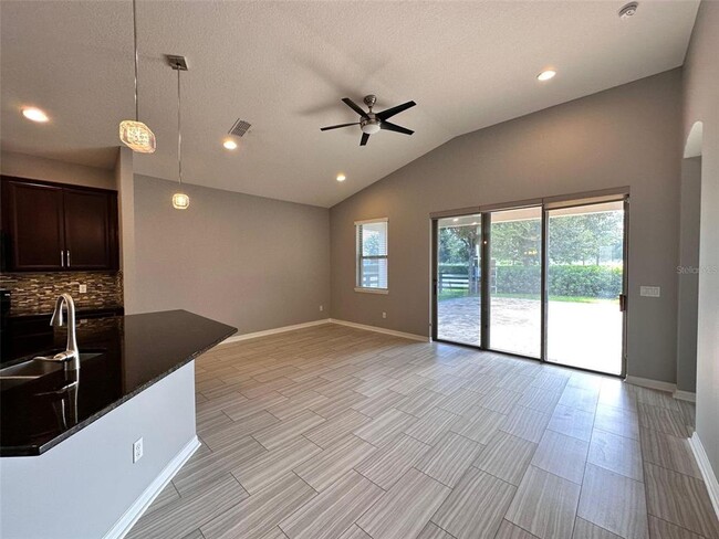 Building Photo - 12073 Alder Branch Loop