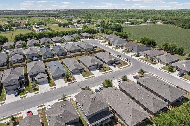 Building Photo - 325 Granary Dr