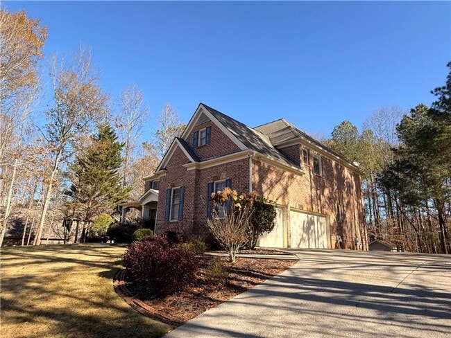 Building Photo - 128 Northampton Dr