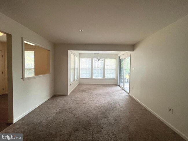 Building Photo - 7532 Coxton Ct