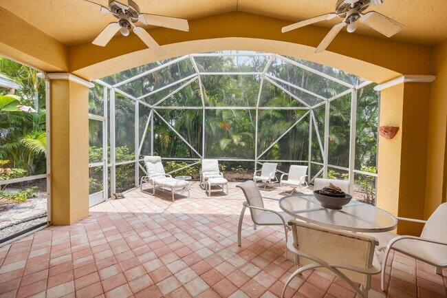 Building Photo - 4362 Kensington Park Way