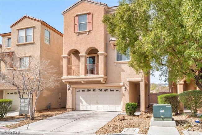 Building Photo - 6635 Weeping Pine St