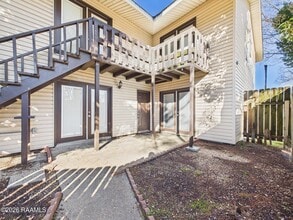 Building Photo - 510 Fox Run Ave