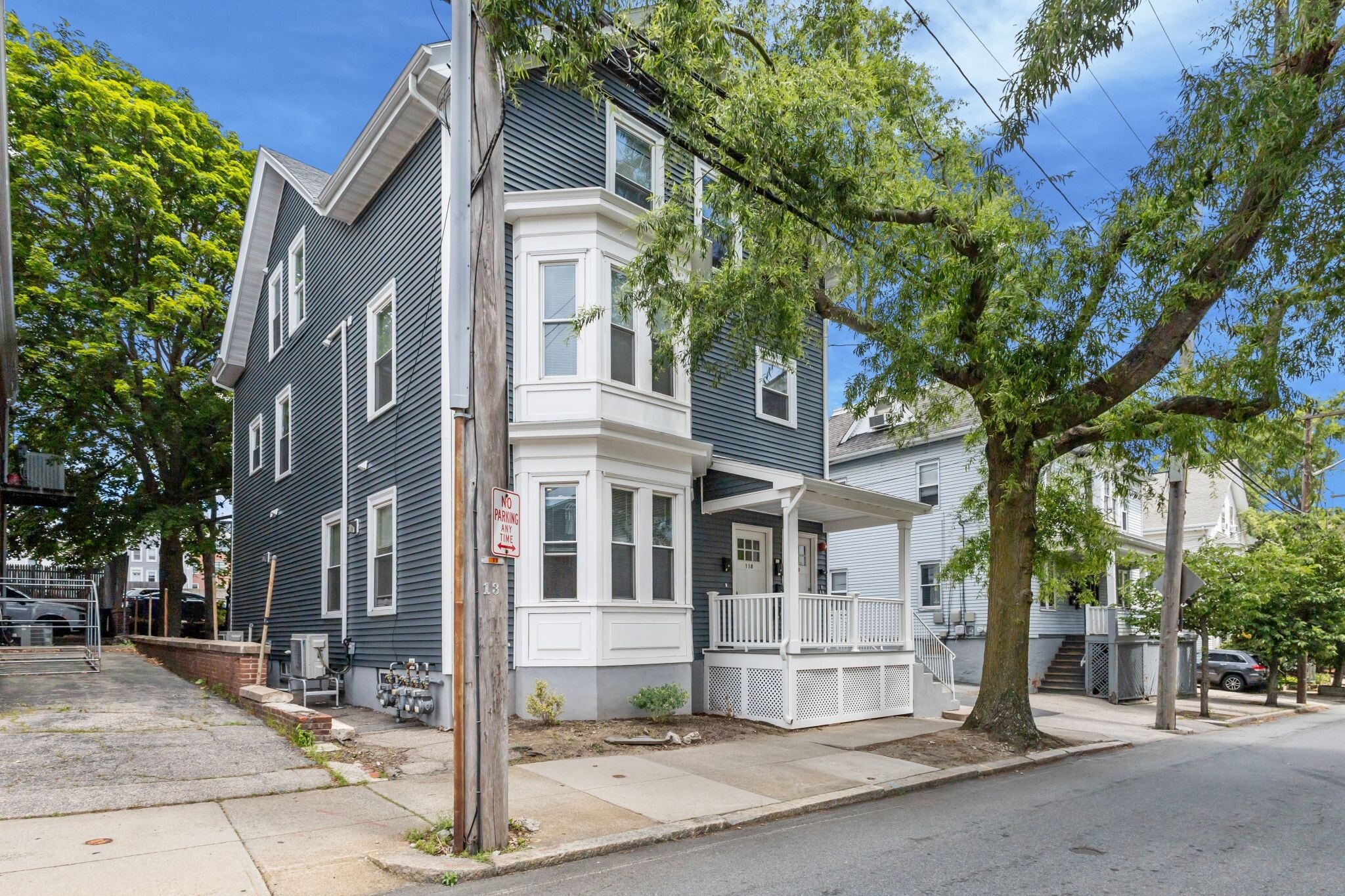 Building Photo - 120 Pitman St