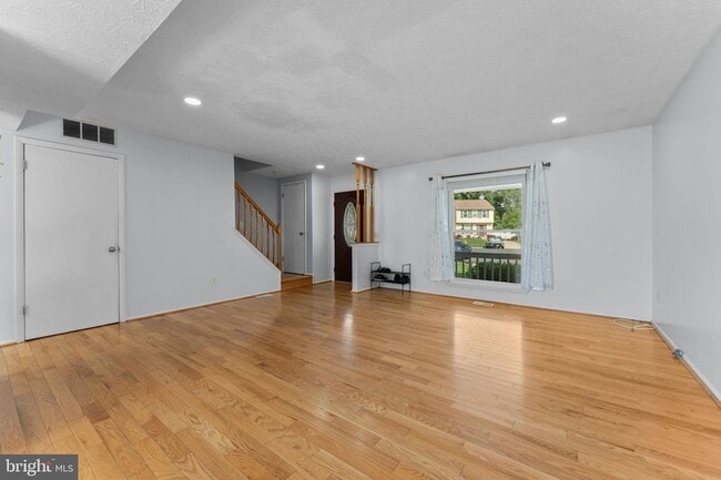 Building Photo - 8561 Skipjack Pl