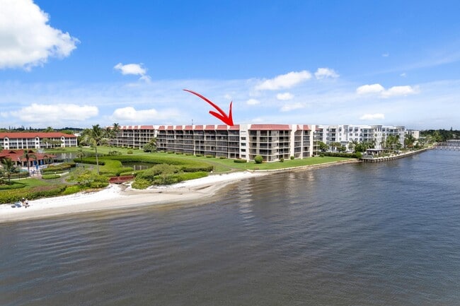 Building Photo - 7020 Half Moon Cir