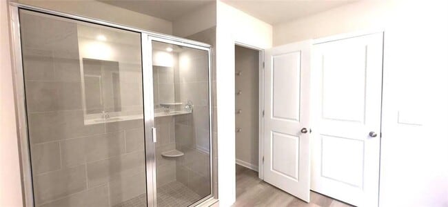 Building Photo - 287 Sequoia Ln