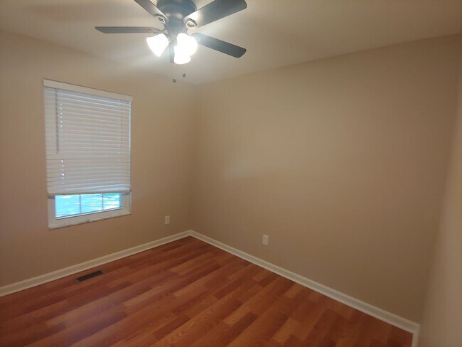 Building Photo - 1835 Portland Avenue