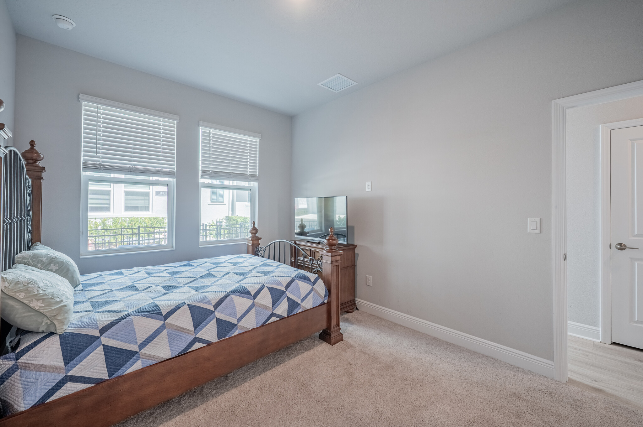 Building Photo - 2400 Ezzell Ct