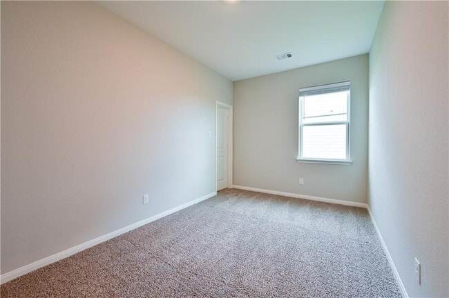 Building Photo - 218 Mount Vernon Way