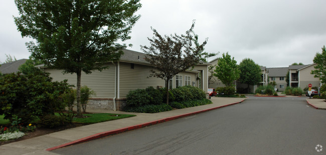 Building Photo - The Park at Emerald Village