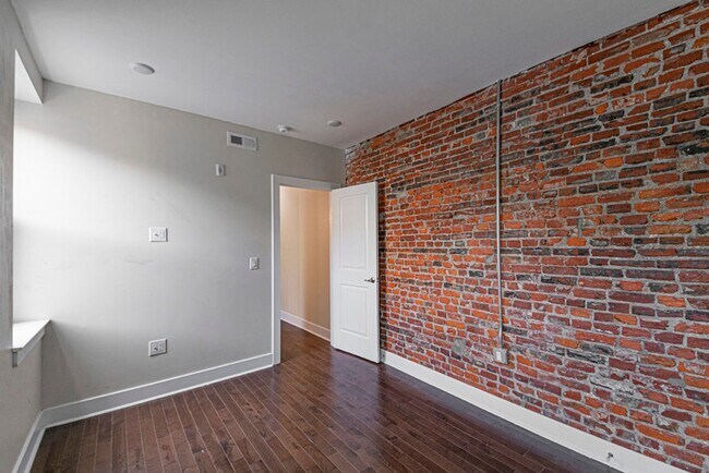 Building Photo - 2061 South St
