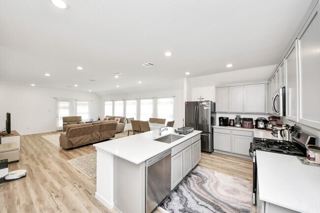 Building Photo - 21927 Citrus Grove Ct