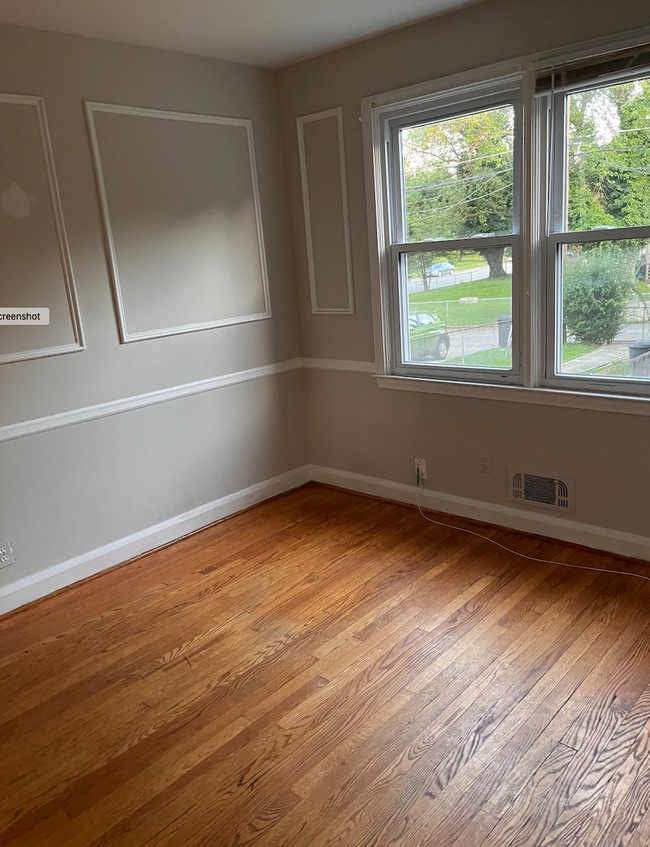 Building Photo - Spacious 3-Bedroom Towson Townhome with Of...