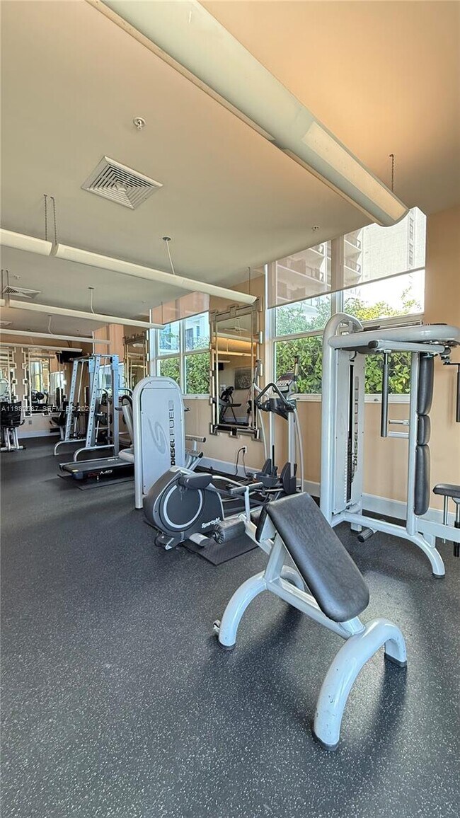 Building Photo - 3180 SW 22nd Terrace