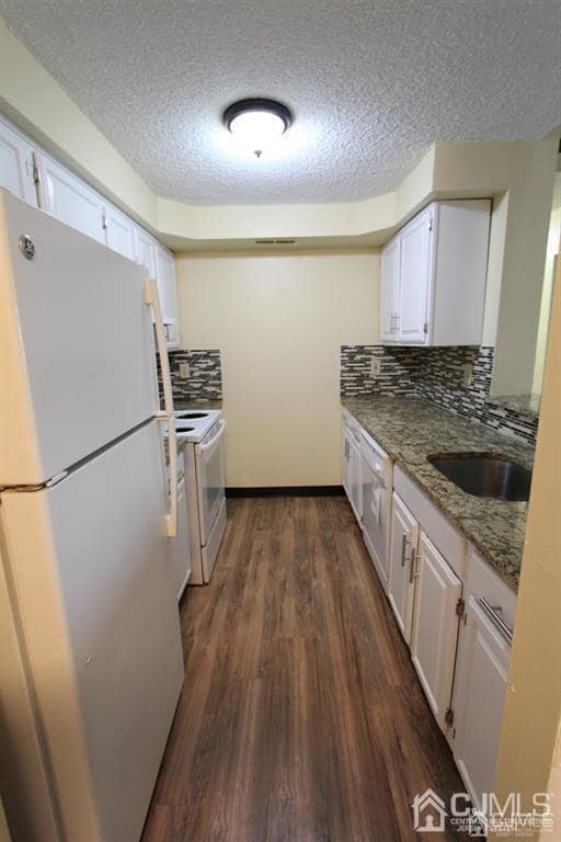 Building Photo - 1618 Aspen Dr