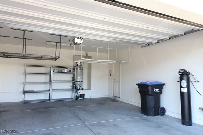 Building Photo - 4073 Blue Opal Wy