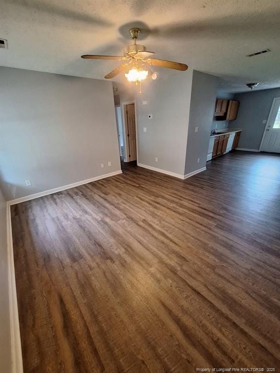 Building Photo - 207 Centipede Ln