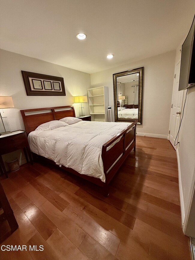 Building Photo - 2991 Camino Calandria