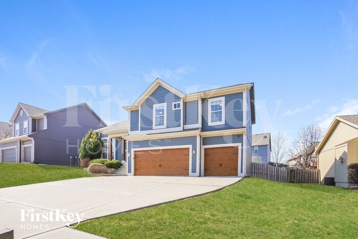 Building Photo - 9014 N Hull Ave