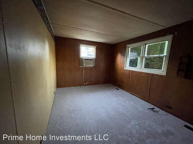 Building Photo - 3 br, 1 bath House - 1063 Henn Ave - 1063 ...