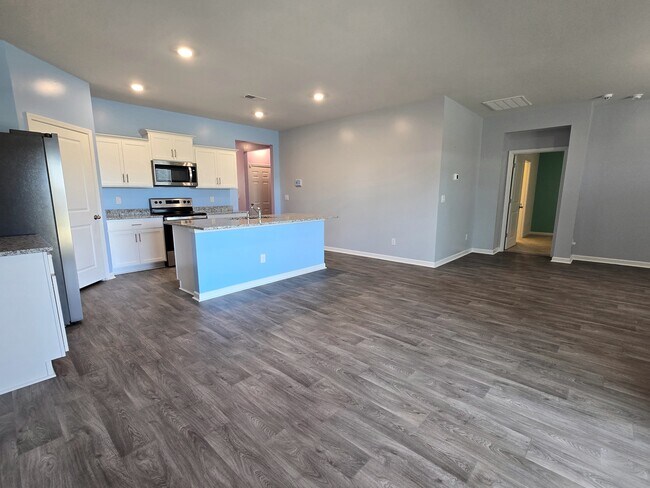 Building Photo - 276 Olivia Ct