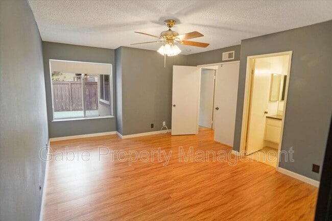 Building Photo - 25649 Almendra Dr