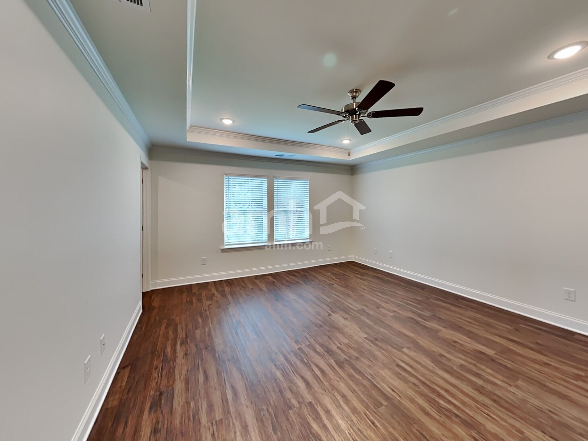 Building Photo - 180 Pecan Dr