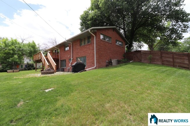 Building Photo - Beautiful Four Bed Two Bath Home