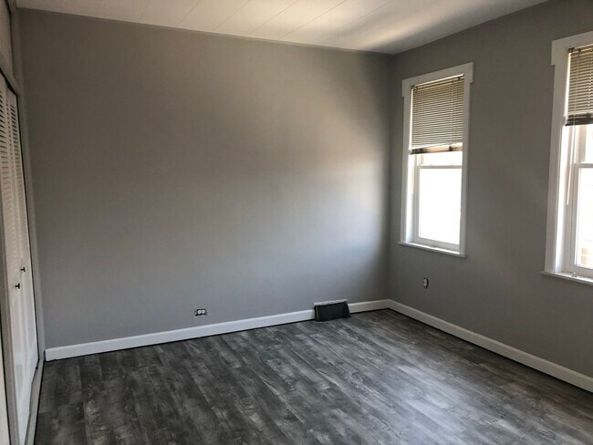 Building Photo - Lawrenceville - 3 BR Single Family Home, Newly Remodeled!  Off Street Parking!