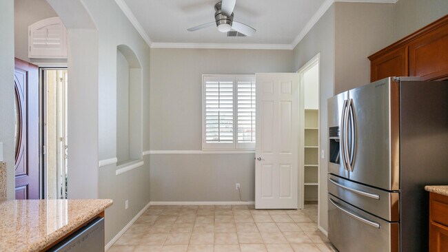 Building Photo - 49142 Barrymore St