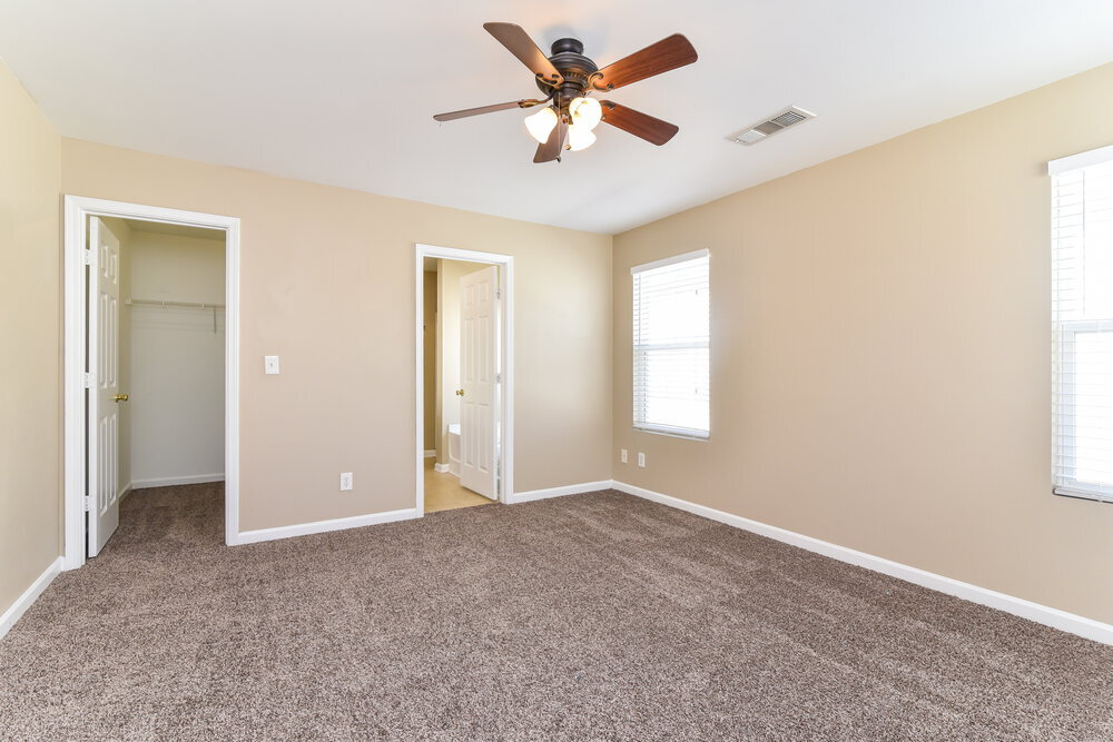 Building Photo - 3974 Cutler Donahoe Way