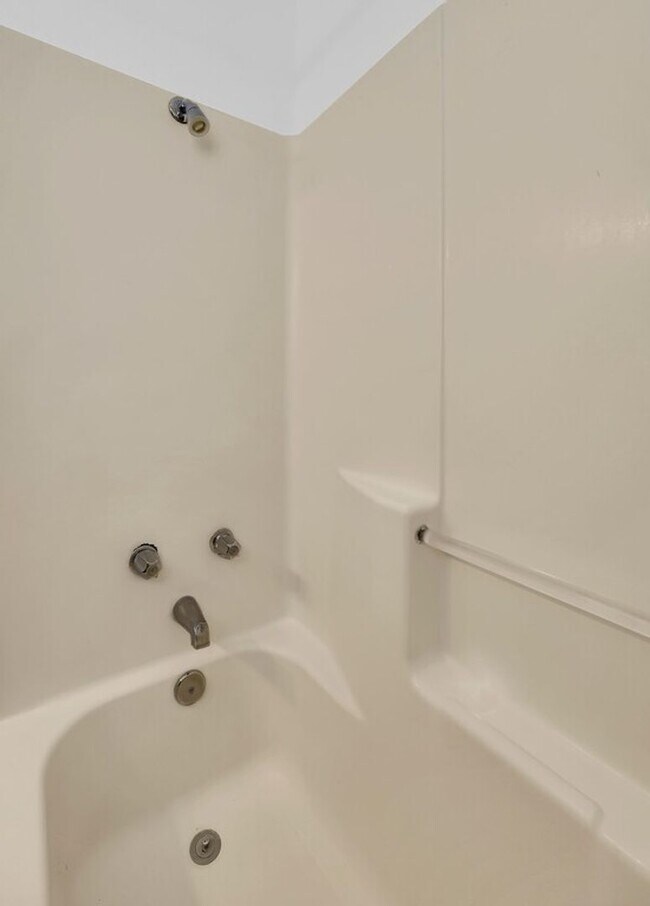 Building Photo - Cozy 2 BD 1 BA Home in Waco