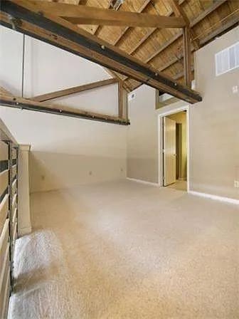 Building Photo - 3033 Blake St