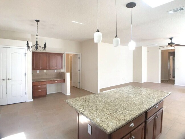Building Photo - Spacious 2 bedroom home in gated 55+ Community w/ community pool in Bernalillo/Rio Rancho. Close ...
