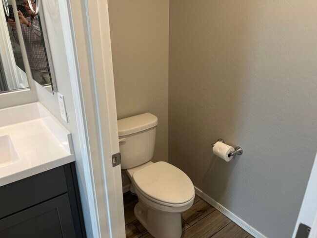 Building Photo - 17430 N 184th Ln