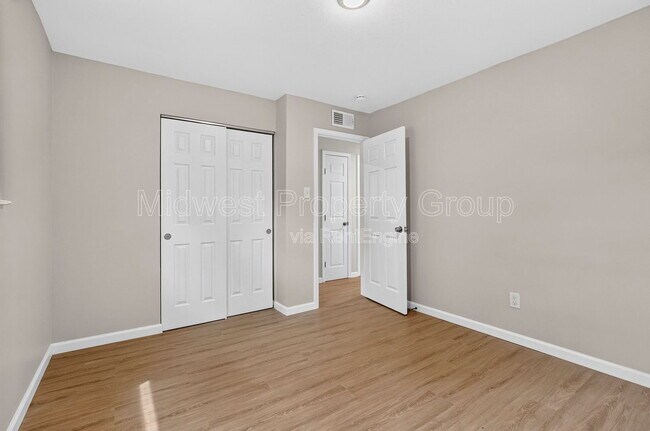 Building Photo - 216 Allen Dr